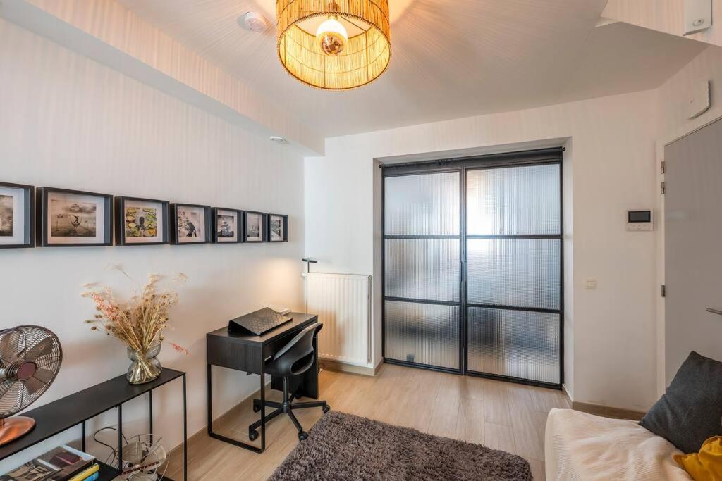 Superb 3 Bedroom & 3 Bathroom Duplex In Brussels City Centre Экстерьер фото